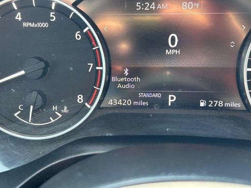 Used 2021 Nissan Rogue SV FWD image 30
