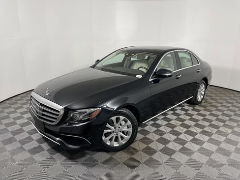 Used 2017 Mercedes-Benz E 300 4MATIC image 1