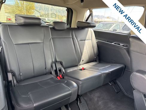 Used 2024 Ford Expedition Max XLT image 12
