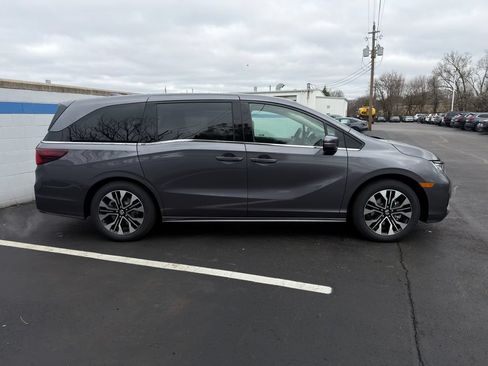 Certified 2026 Honda Odyssey Elite image 6