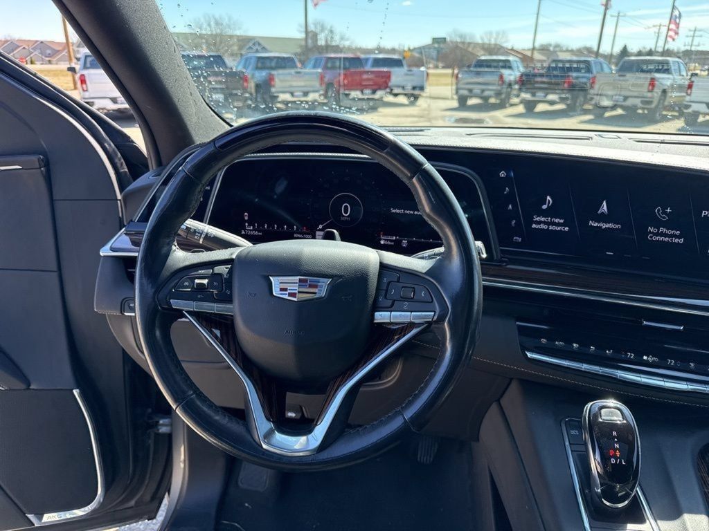 Used 2023 Cadillac Escalade Premium Luxury AWD/4WD image 48