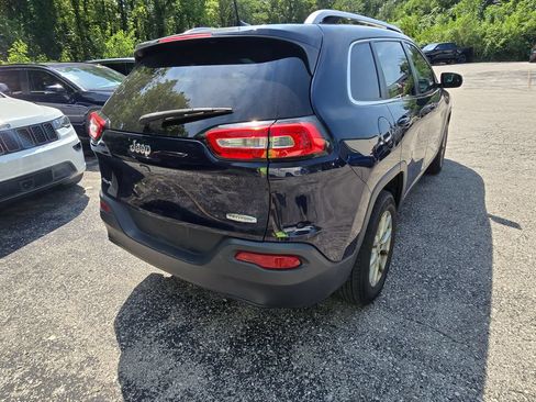 Used 2016 Jeep Cherokee Latitude AWD/4WD image 7