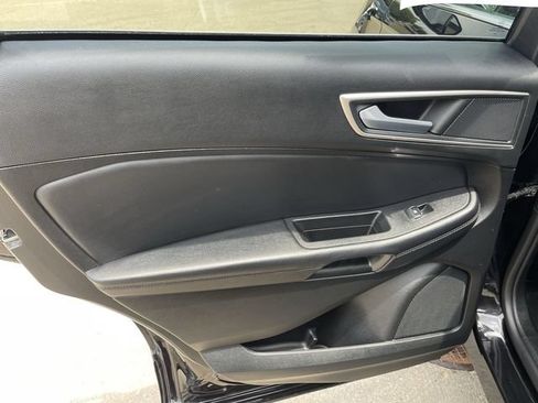Used 2024 Ford Edge SEL AWD/4WD image 12