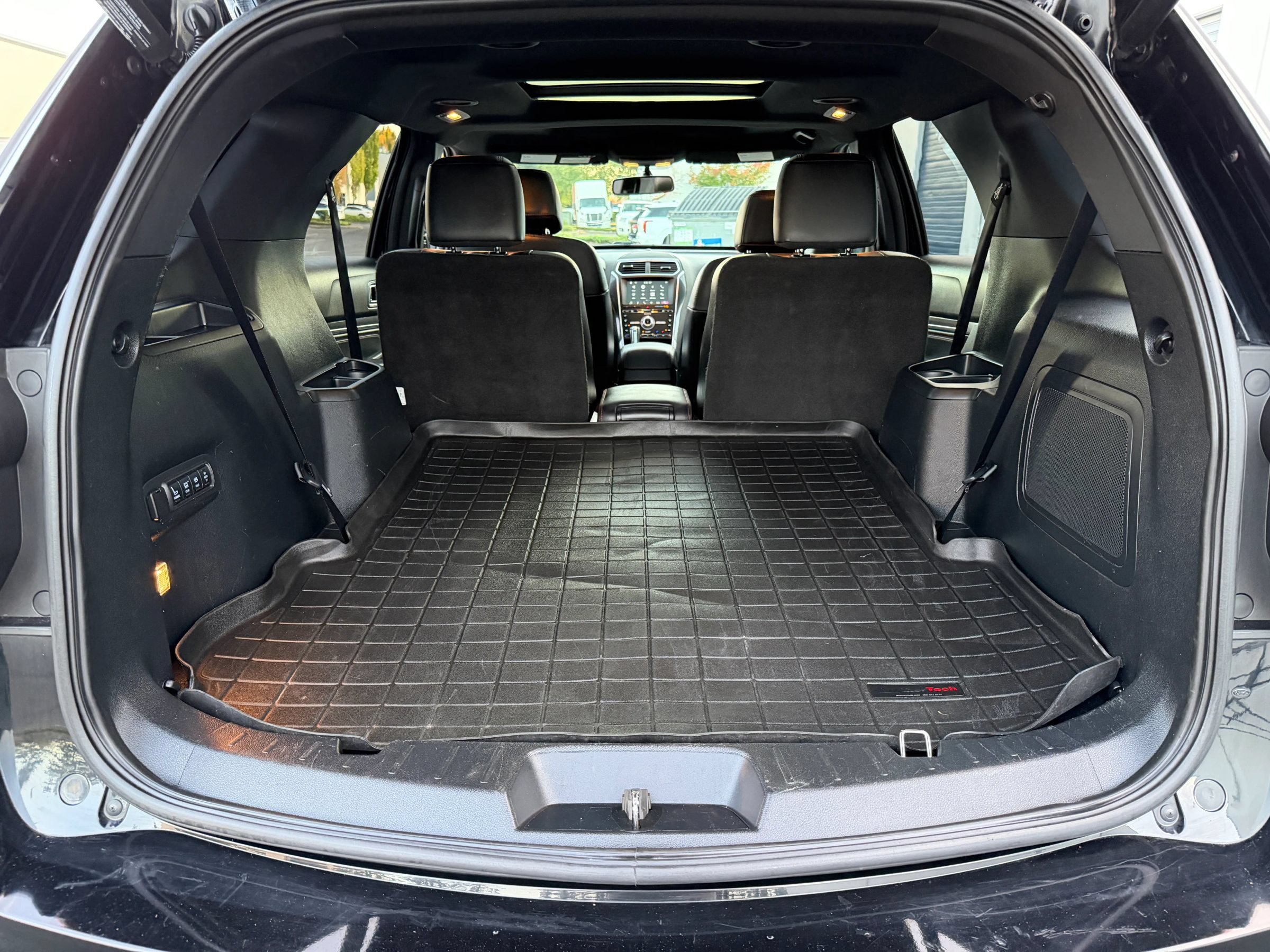 Used 2017 Ford Explorer Sport AWD/4WD image 25