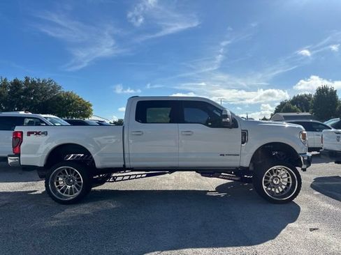 Used 2022 Ford F250 Lariat w/ Lariat Value Package AWD/4WD image 4
