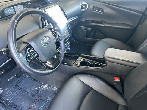 Certified 2022 Toyota Prius Prime XLE FWD image 9
