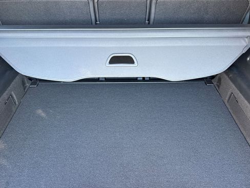 New 2025 Mercedes-Benz GLB 250 250 image 27