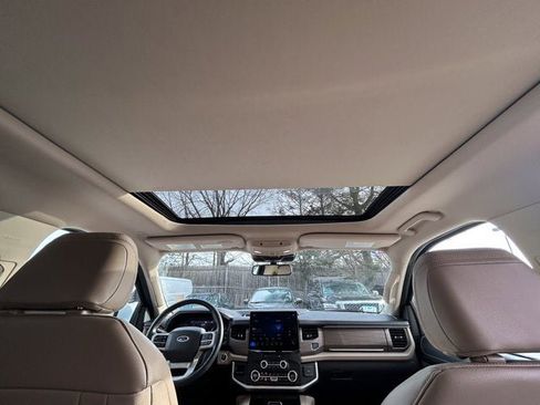 Used 2024 Ford Expedition Max Limited image 25