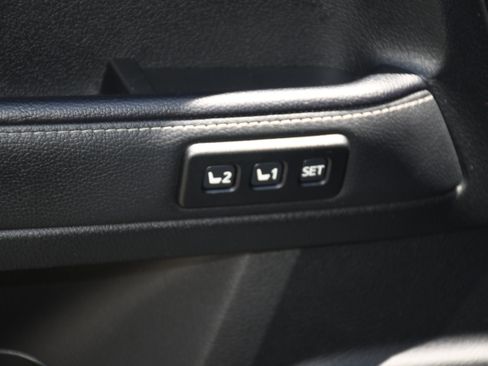 Certified 2024 Toyota 4Runner Limited AWD/4WD image 11
