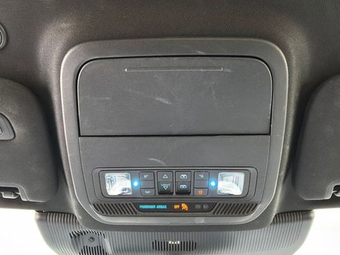 Used 2025 Ford Explorer ST AWD/4WD image 19