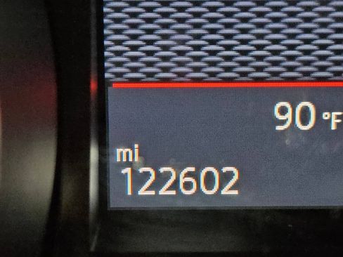 Used 2017 Volkswagen GTI SE FWD image 26