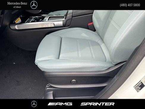 New 2026 Mercedes-Benz GLB 250 image 13