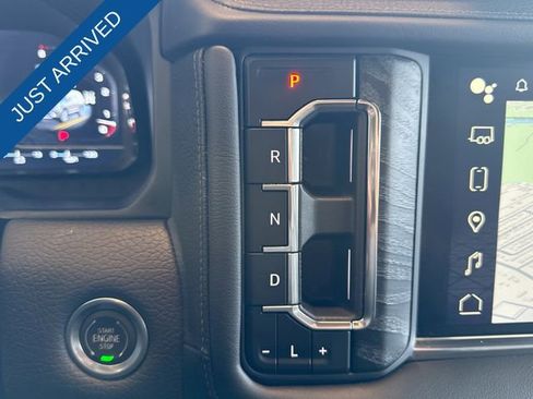 Used 2024 GMC Yukon XL Denali w/ Denali Reserve Package image 20