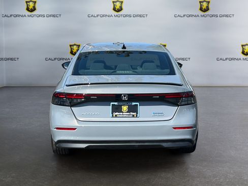 Used 2024 Honda Accord Sport image 4