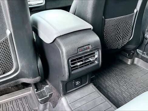 Used 2022 Lincoln Corsair AWD w/ Equipment Group 101A image 13