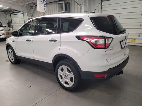 Used 2017 Ford Escape S FWD image 4