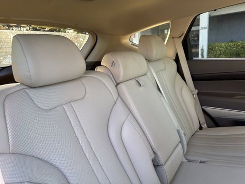 Used 2024 Genesis GV80 2.5T image 16