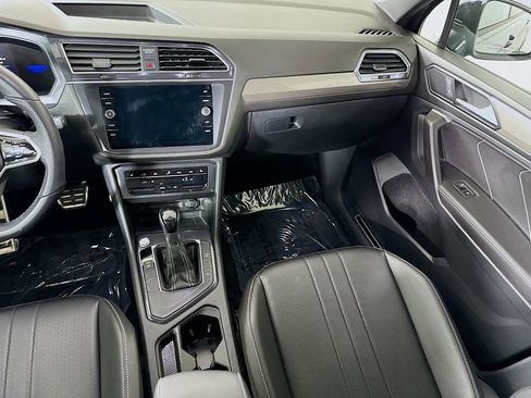 Used 2024 Volkswagen Tiguan SE R-Line image 26