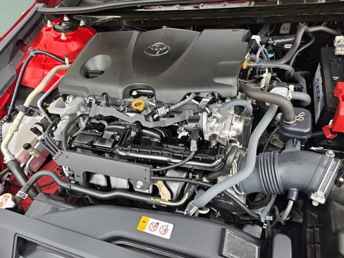 Used 2022 Toyota Camry SE image 27