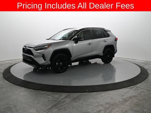 Used 2024 Toyota RAV4 XSE AWD/4WD image 6