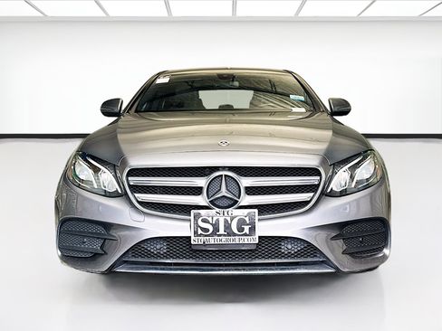 Used 2020 Mercedes-Benz E 350 Sedan image 2
