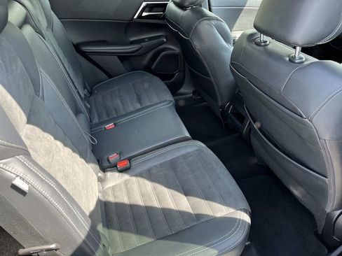 Used 2022 Mitsubishi Outlander SE AWD/4WD image 23