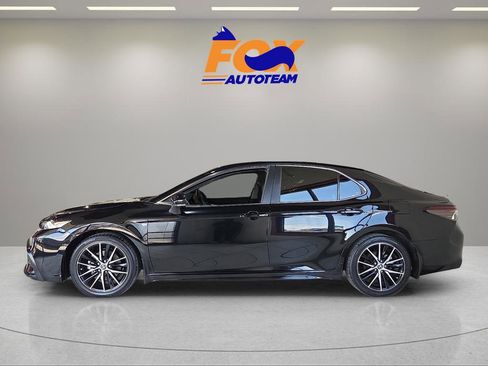 Certified 2023 Toyota Camry SE image 2