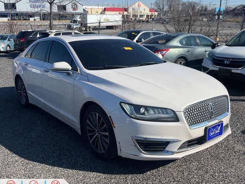 Used 2018 Lincoln MKZ Select w/ Select Plus Package AWD/4WD image 1