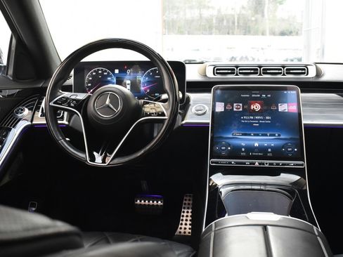 Used 2021 Mercedes-Benz S 580 4MATIC w/ AMG Line image 25