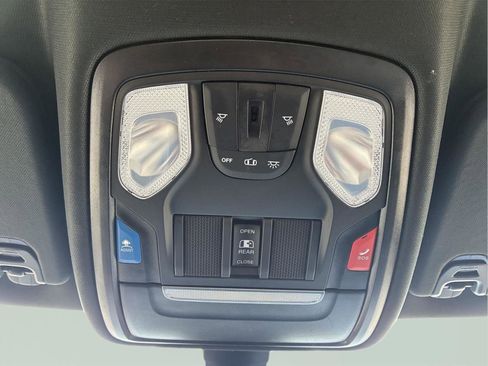 Used 2023 RAM 1500 Big Horn AWD/4WD image 32