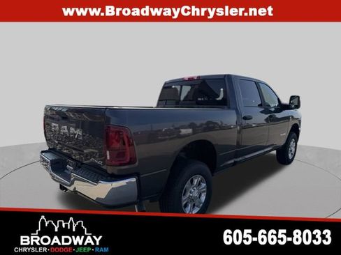 New 2026 RAM 2500 Big Horn AWD/4WD image 6