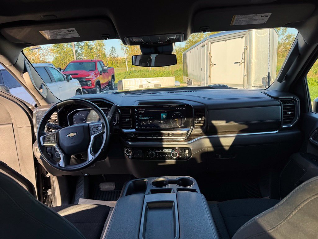 Used 2025 Chevrolet Silverado 2500 LT w/ Convenience Package AWD/4WD image 20