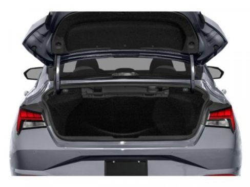 Used 2023 Hyundai Elantra Limited image 14