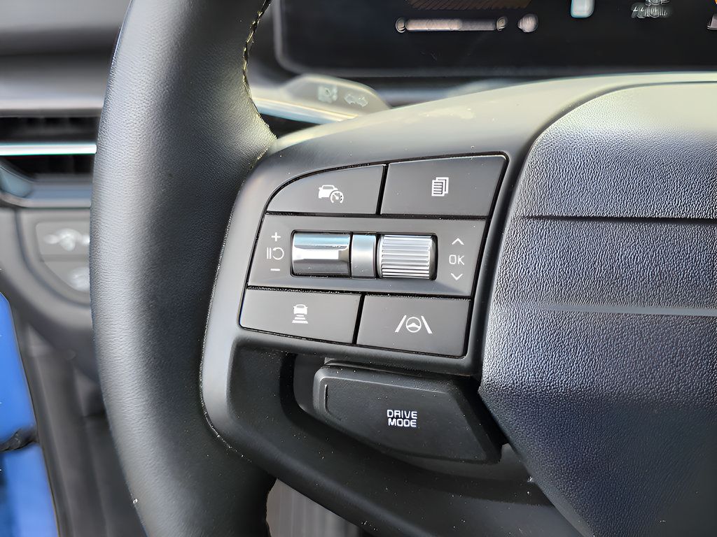 Used 2026 Kia Sportage EX FWD image 22