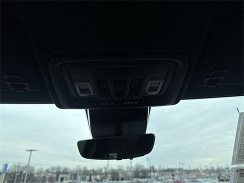 Used 2024 GMC Sierra 2500 AT4 w/ AT4 Premium Plus Package image 24