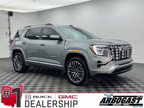 Used 2026 GMC Terrain Denali image 1