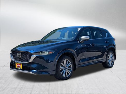 Used 2024 MAZDA CX-5 Signature AWD/4WD image 3