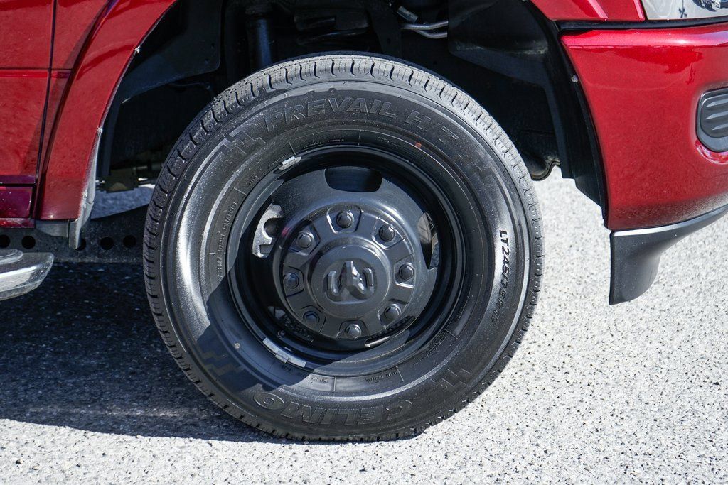 Used 2023 RAM 3500 Laramie AWD/4WD image 45