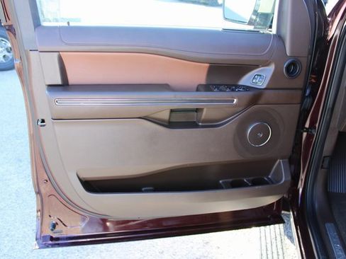 Used 2023 Ford Expedition King Ranch image 13