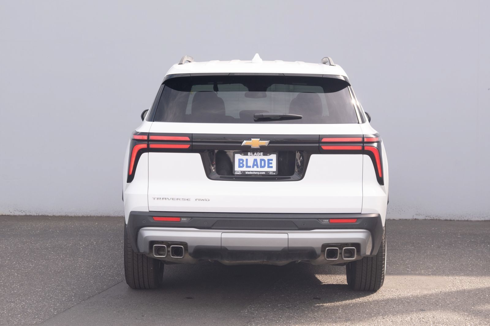Used 2026 Chevrolet Traverse LT AWD/4WD image 23
