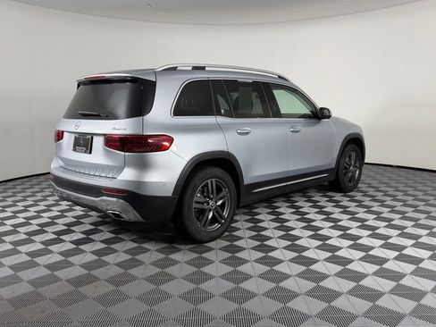 Certified 2025 Mercedes-Benz GLB 250 4MATIC image 8