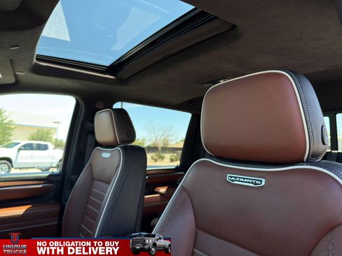 Used 2024 GMC Sierra 3500 Denali Ultimate AWD/4WD image 18