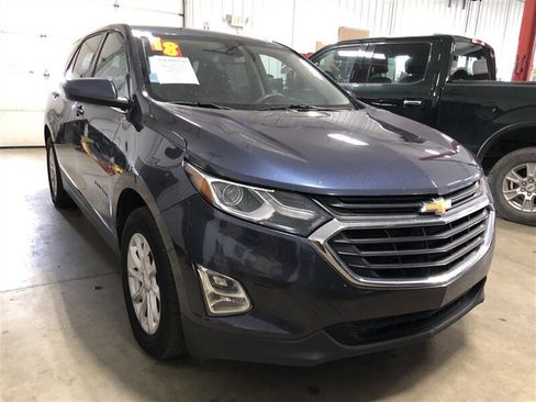 Used 2018 Chevrolet Equinox LT image 4