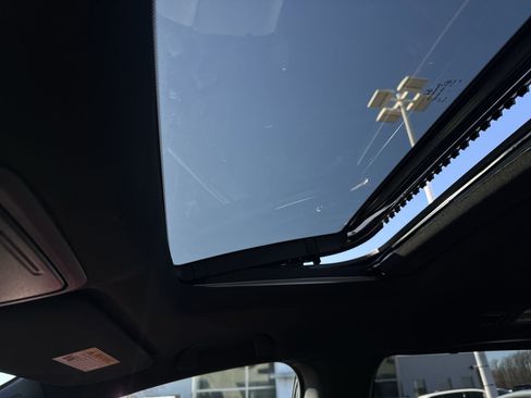 Used 2023 Honda Odyssey Sport image 18