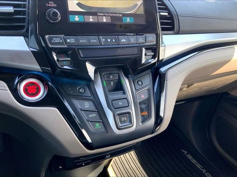 Used 2022 Honda Odyssey Touring image 30