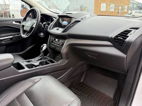 Used 2018 Ford Escape SEL AWD/4WD image 28