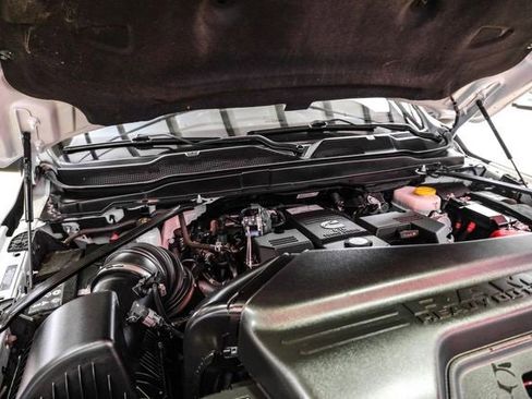 Used 2024 RAM 2500 Laramie image 43