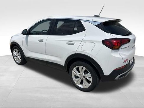Used 2024 Buick Encore GX Preferred FWD image 5