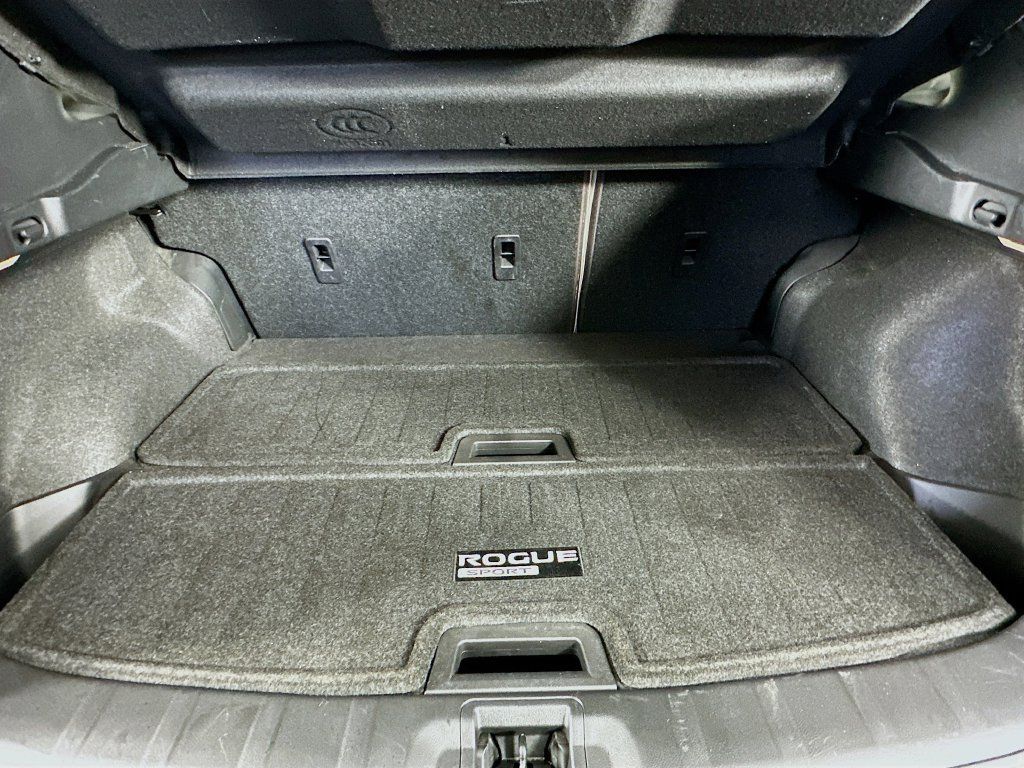 Certified 2021 Nissan Rogue Sport SL FWD image 36