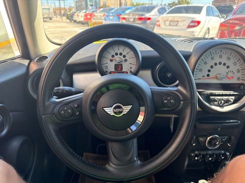 Used 2012 MINI Cooper Hardtop image 12